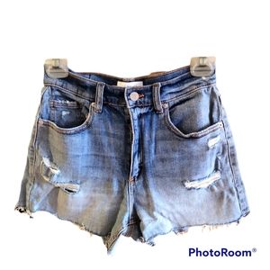 DYNAMITE Jean shorts